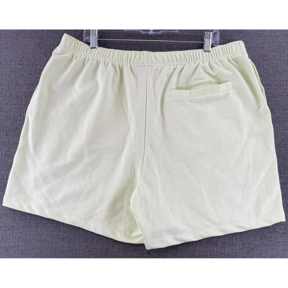 The North Face Simple Logo Fleece Shorts Lime Cream NF0A81TYN13 Mens XL Relaxed